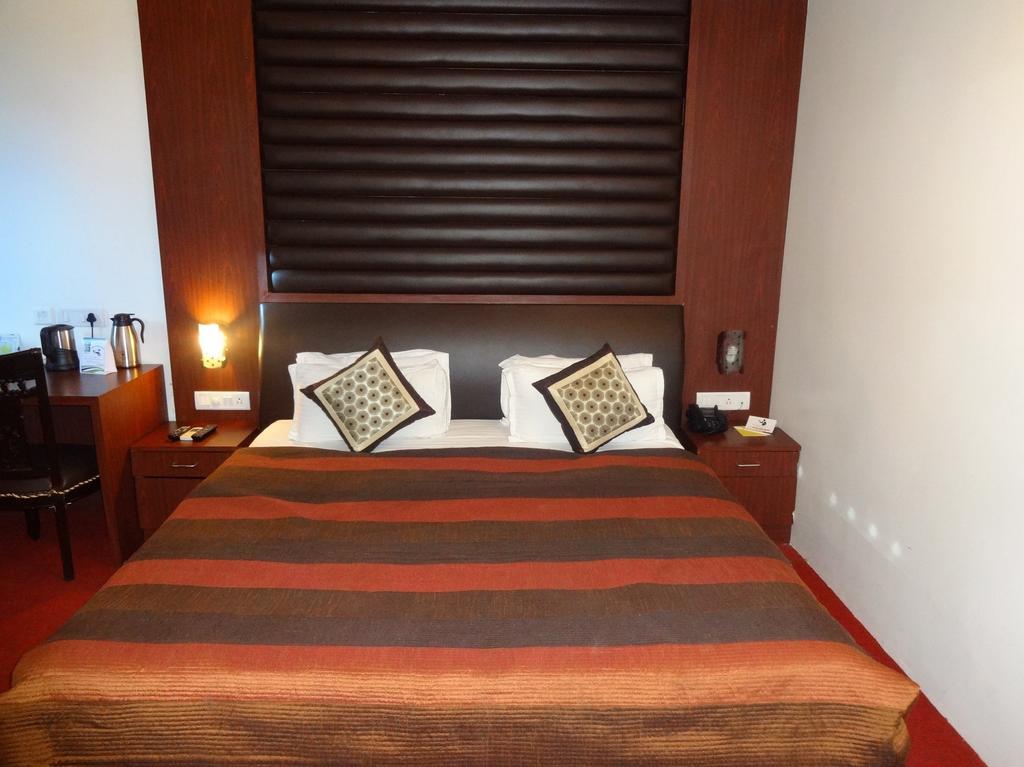 ראנצ'י Hotel Avn Grand מראה חיצוני תמונה
