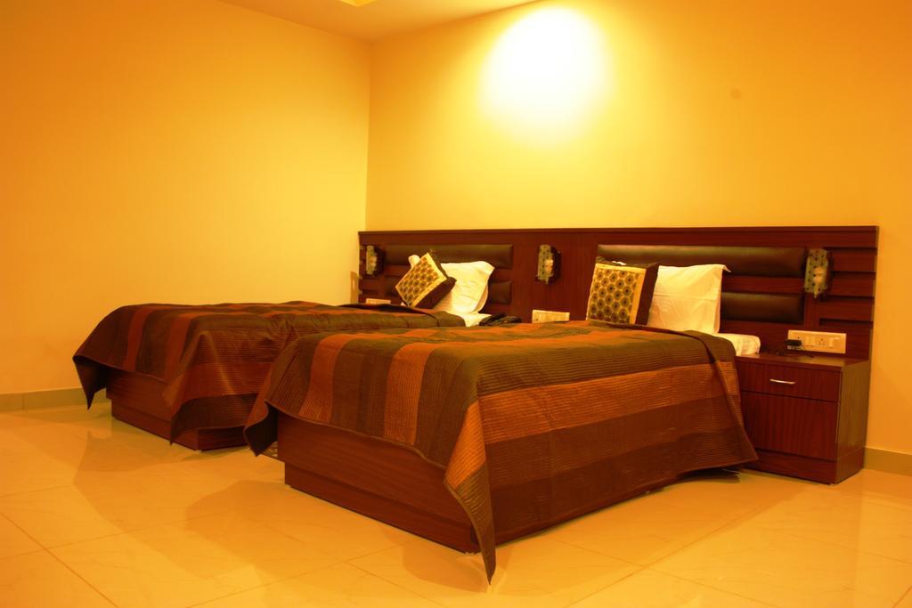 ראנצ'י Hotel Avn Grand חדר תמונה