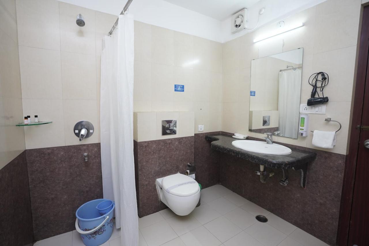 ראנצ'י Hotel Avn Grand מראה חיצוני תמונה