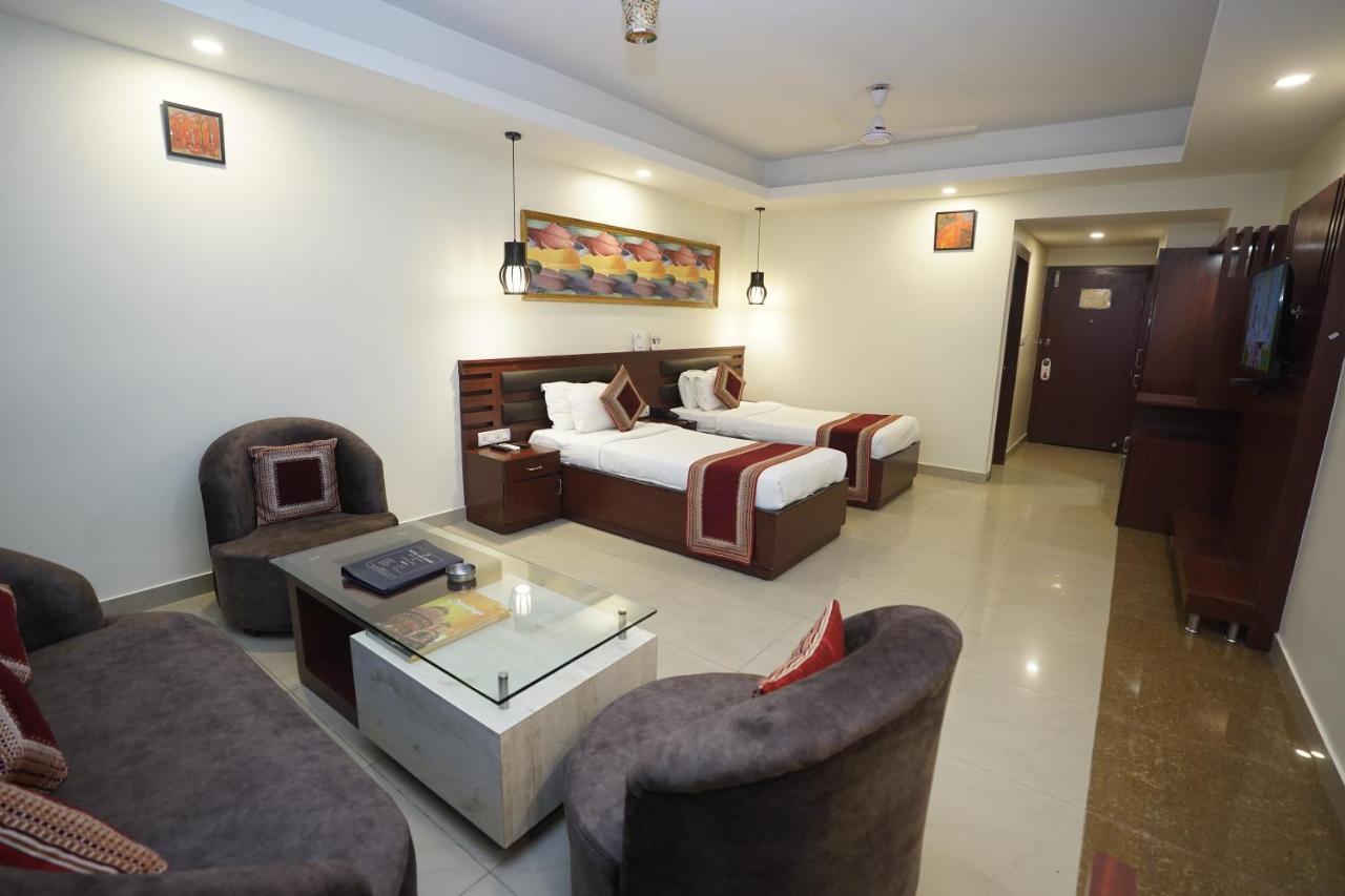 ראנצ'י Hotel Avn Grand מראה חיצוני תמונה