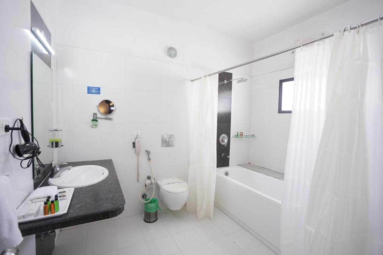 ראנצ'י Hotel Avn Grand מראה חיצוני תמונה