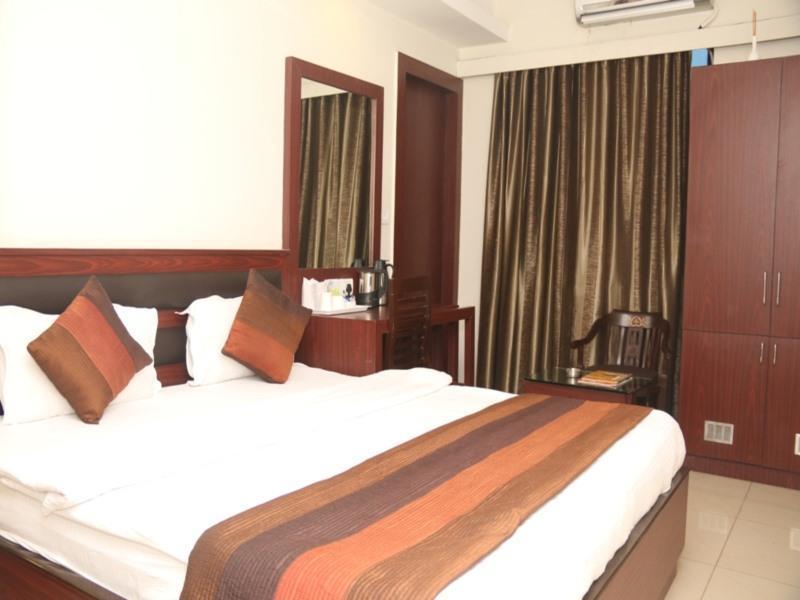 ראנצ'י Hotel Avn Grand מראה חיצוני תמונה
